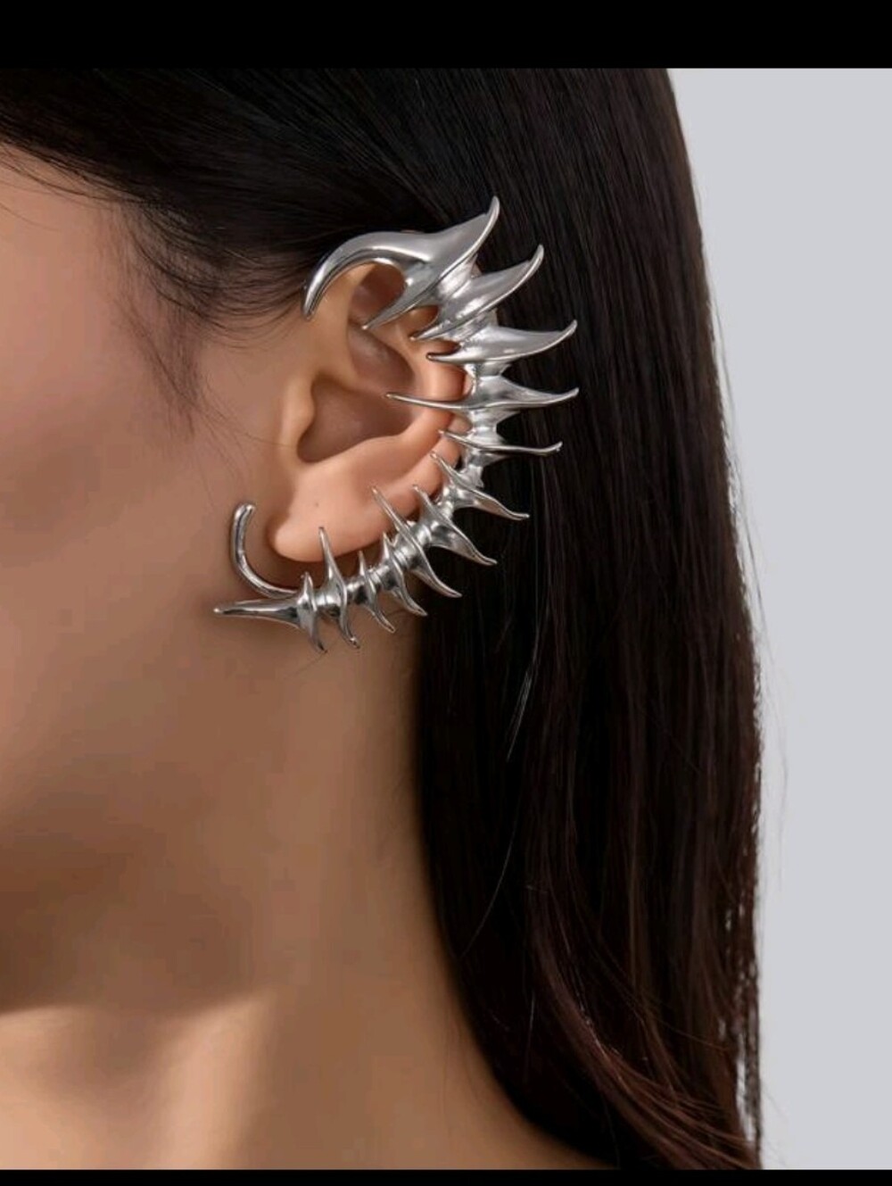 Pierce-less Gun Silver Metallic Spiked Ear Cuff ⛓